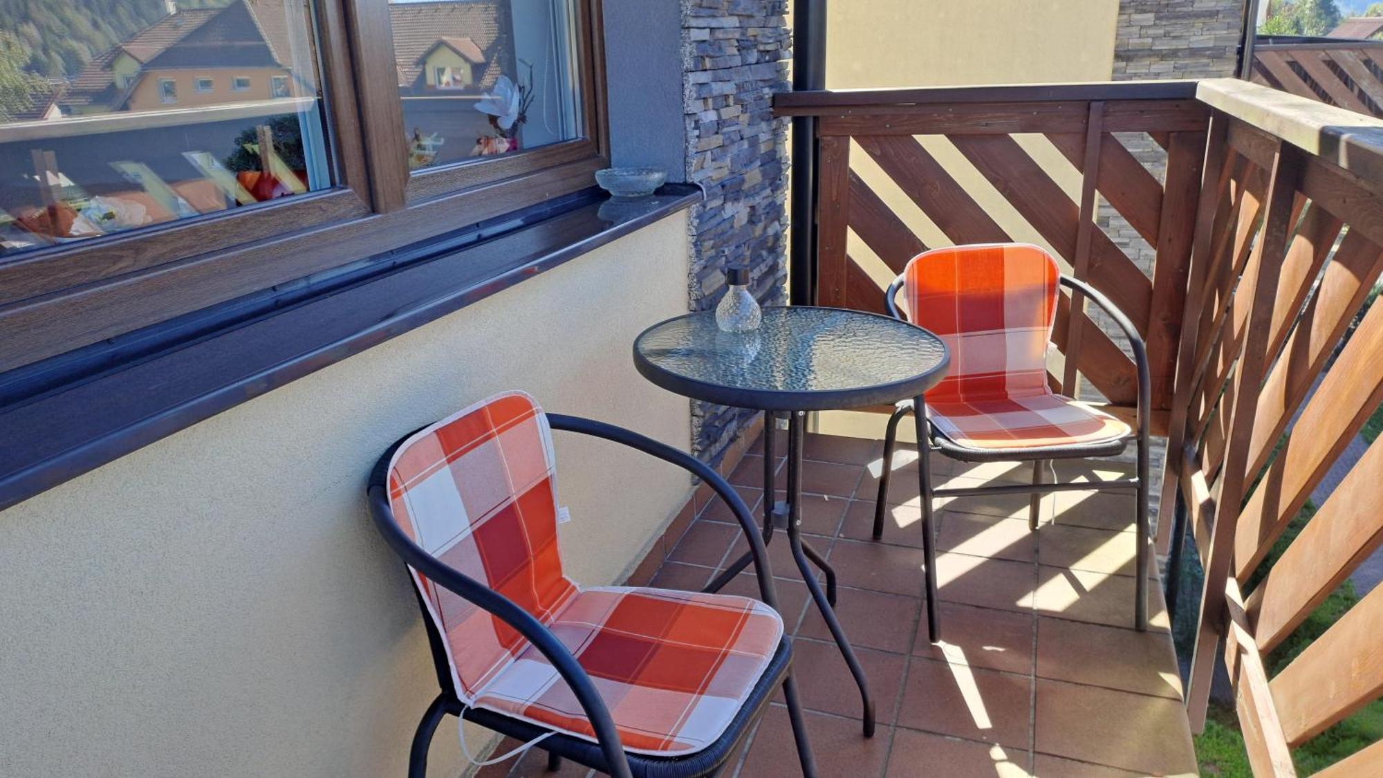 Mezonetovy Apartman V Oscadnici Oscadnica Buitenkant foto