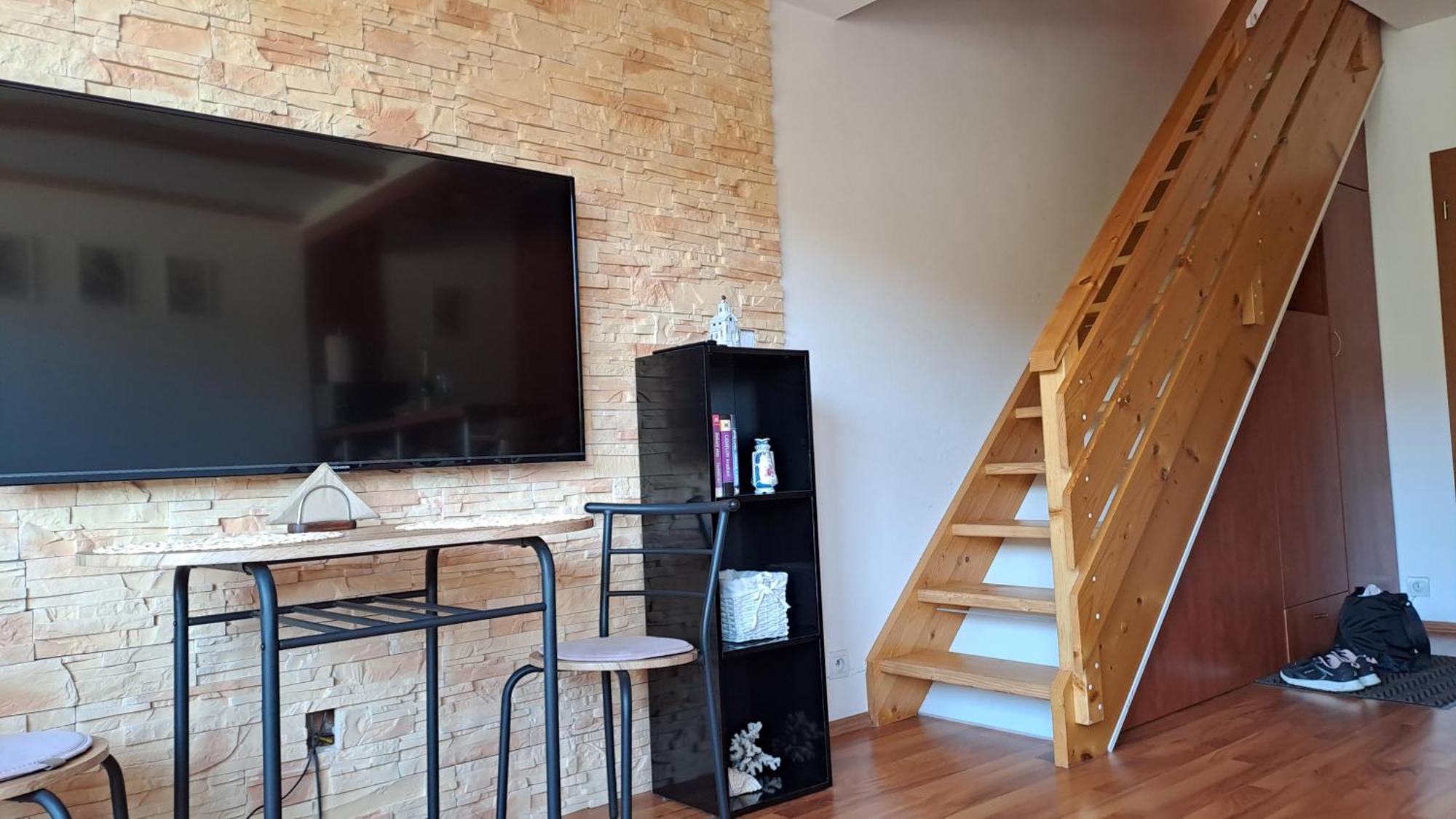 Mezonetovy Apartman V Oscadnici Oscadnica Buitenkant foto